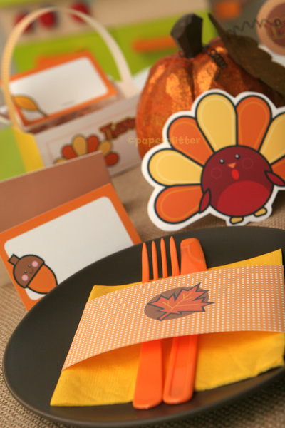 Custom Thanksgiving Table Kit